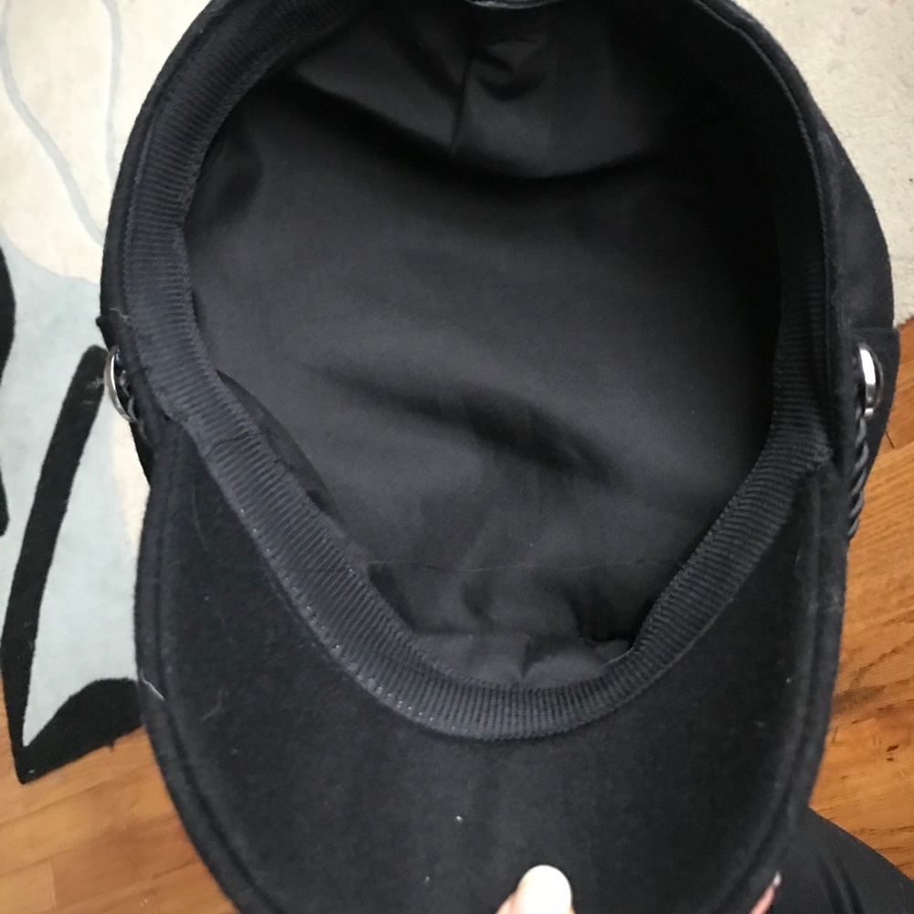 Black hat - Picture 3 of 5